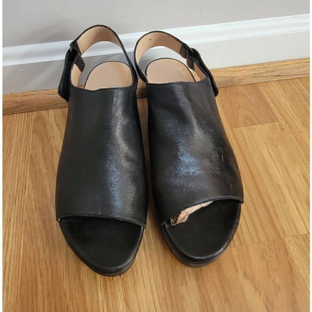 Stuart Weitzman OffSet Peep-Toe
Platform Sandals 7